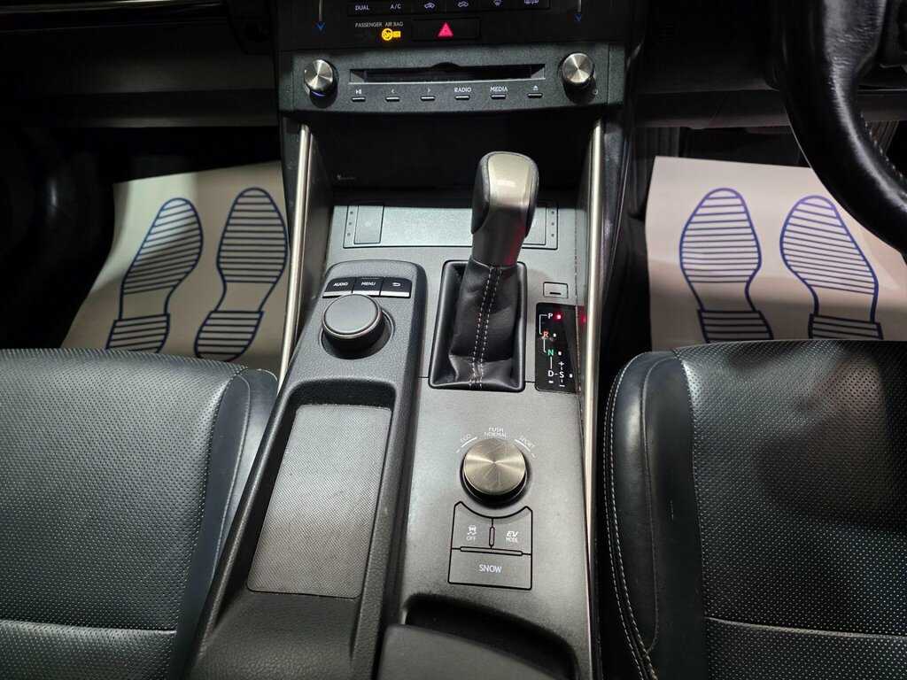 Lexus IS 2.5 300H Executive Edition E-cvt Euro 5 Ss Silver #8