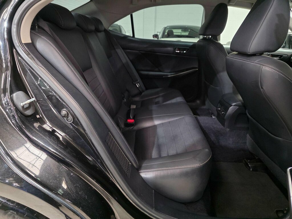Lexus IS 2.5 300H F Sport 220 Bhp Silver #20