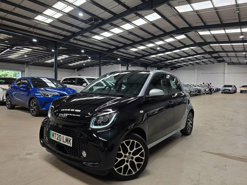 Smart Forfour 17.6Kwh Prime Exclusive 22Kw Charger Silver