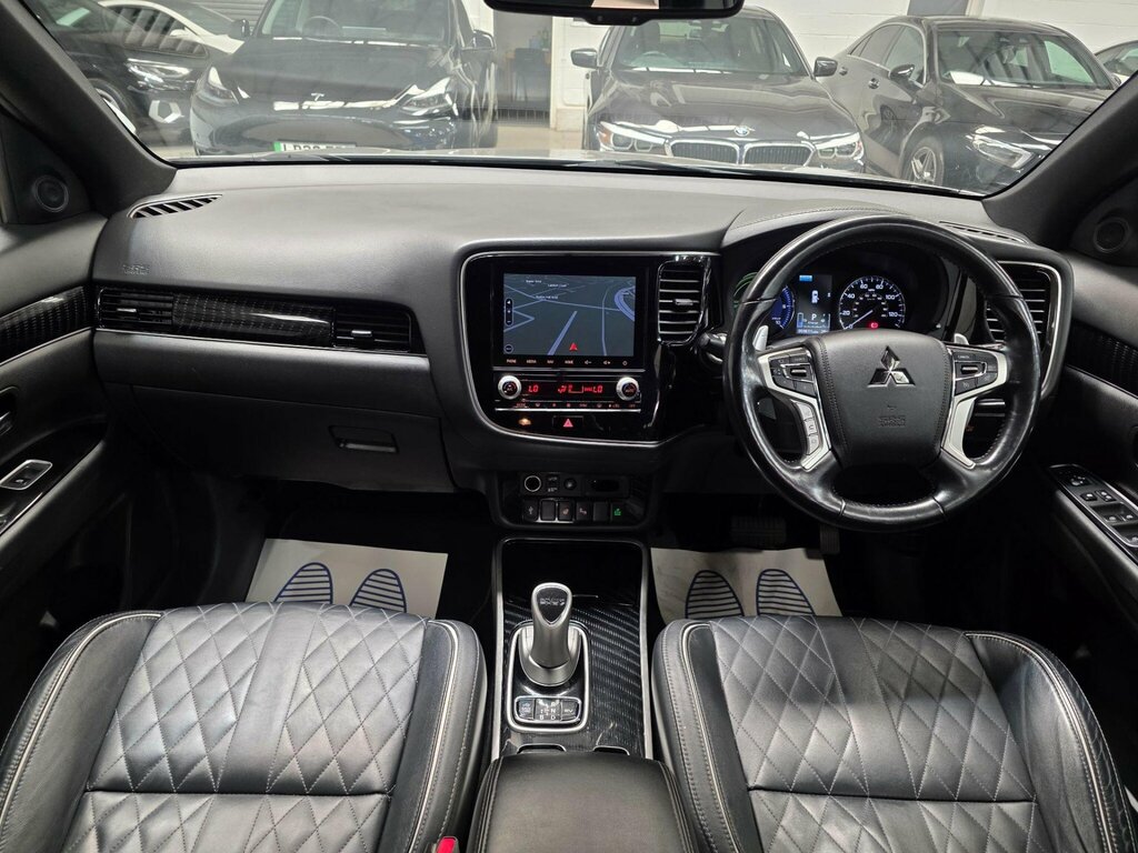 Mitsubishi Outlander 2.4H Twinmotor 13.8Kwh Exceed Cvt 4Wd Euro 6 Ss FJ70ZGH Grey #4