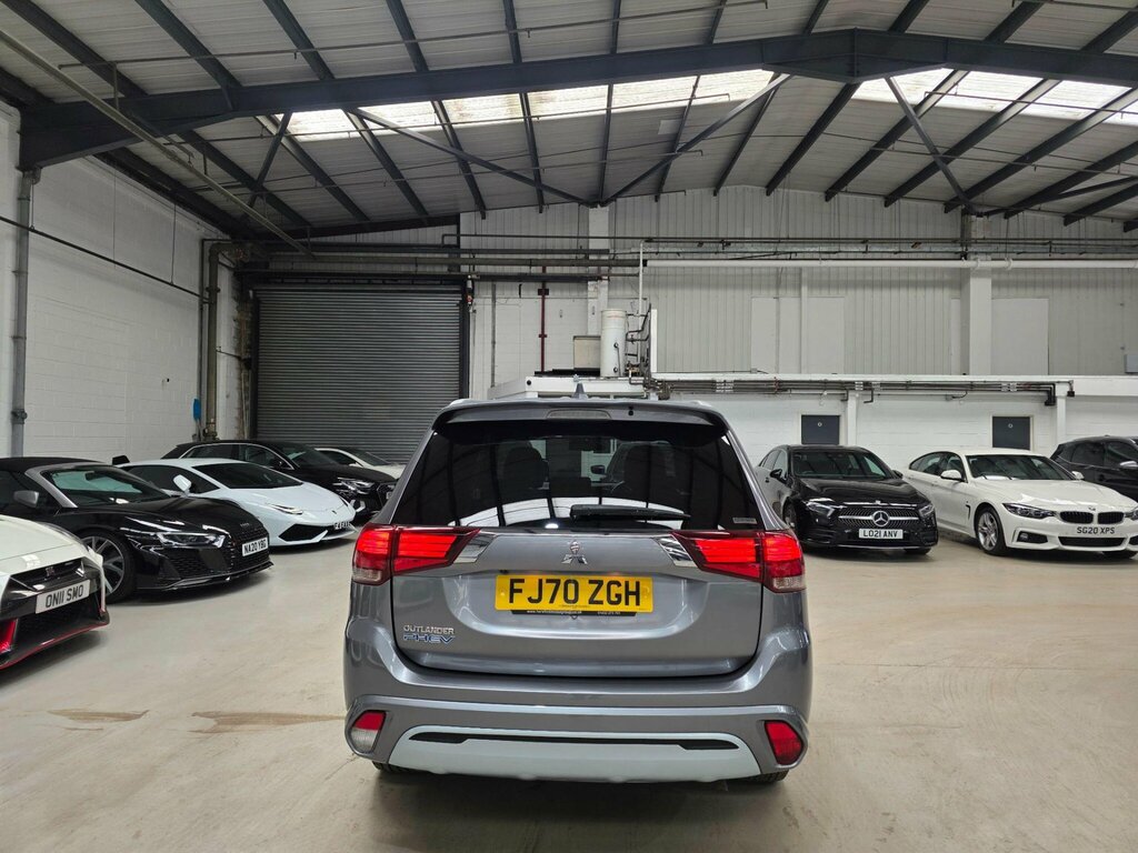 Mitsubishi Outlander 2.4H Twinmotor 13.8Kwh Exceed Cvt 4Wd Euro 6 Ss FJ70ZGH Grey #3