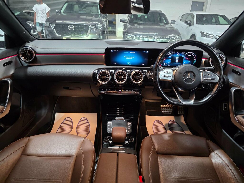 Mercedes-Benz CLA Class 1.3 Cla250e 15.6Kwh Amg Line Premium Shooting Br WG71FUV White #4