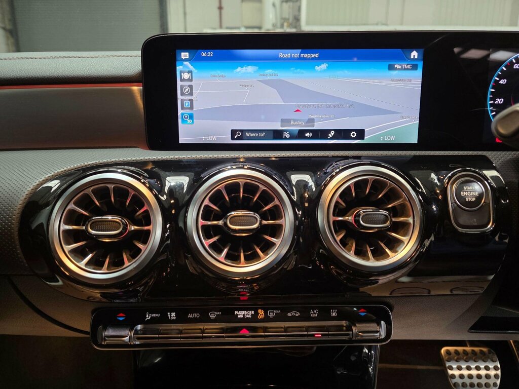 Mercedes-Benz CLA Class 1.3 Cla250e 15.6Kwh Amg Line Premium Shooting Br WG71FUV White #6