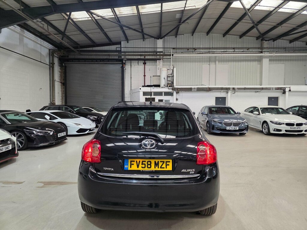 Toyota Auris 1.6 Vvt-i Tr Black #3