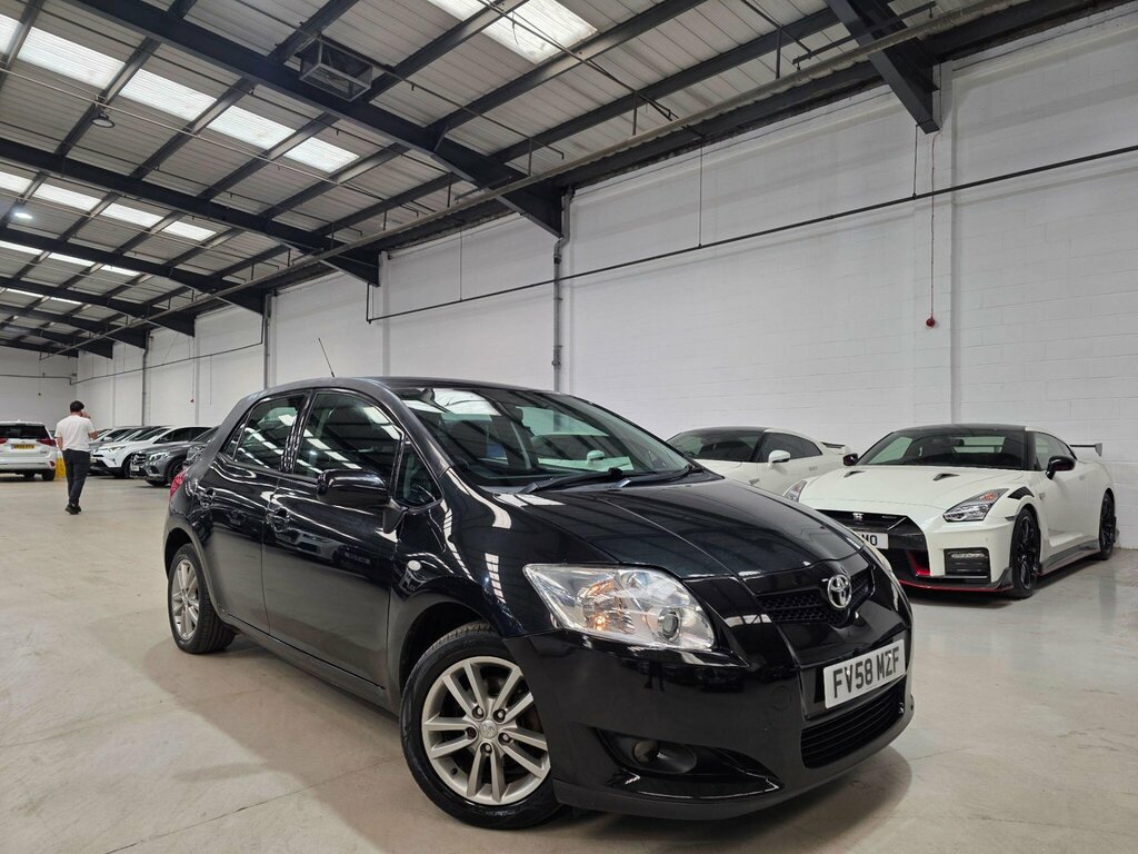 Toyota Auris 1.6 Vvt-i Tr Black #2