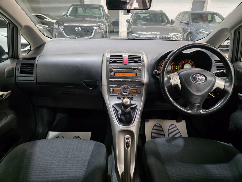 Toyota Auris 1.6 Vvt-i Tr Black #4