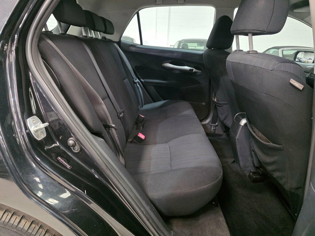 Toyota Auris Hatchback Black #18