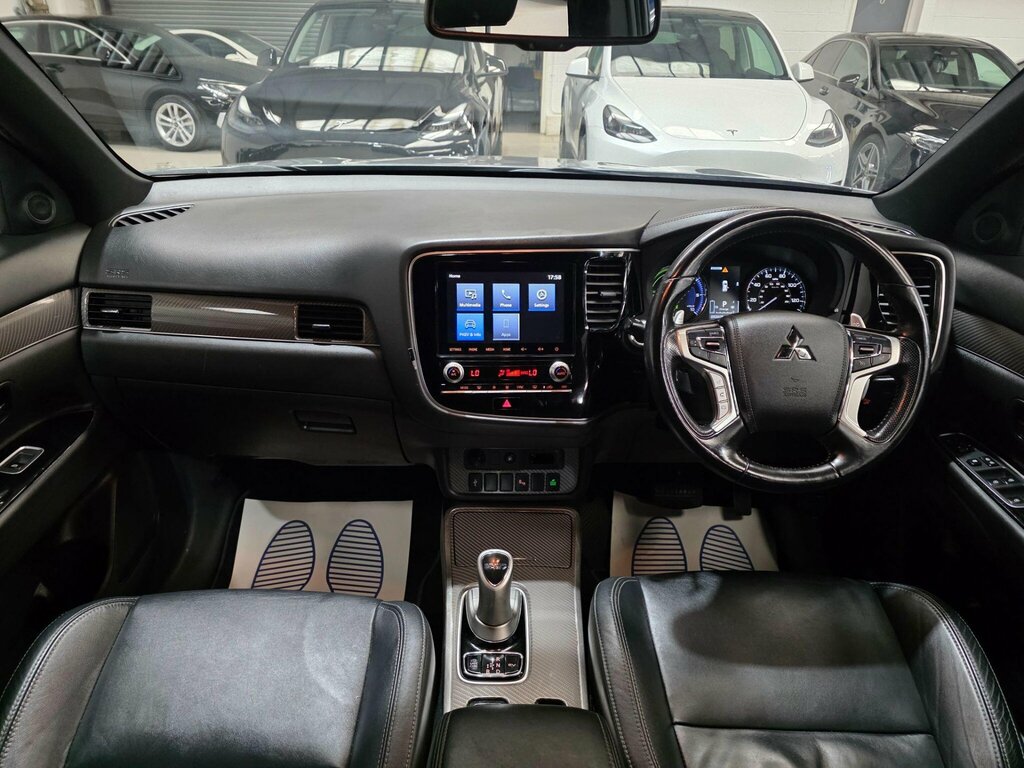 Mitsubishi Outlander 2.4H Twinmotor 13.8Kwh Dynamic Cvt 4Wd Euro 6 Ss DY20WZX Grey #4
