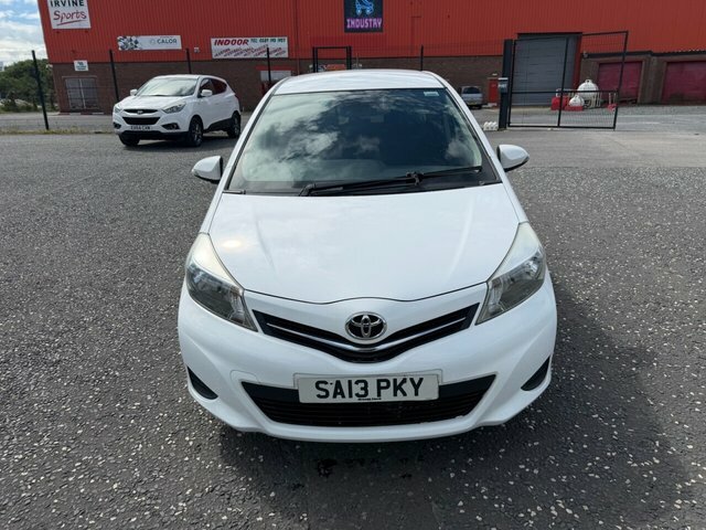 Toyota Yaris D-4d Tr Red #2