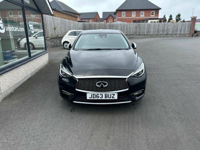 Infiniti Q30 1.5D Business Executive Hatchback Dct E Black #2
