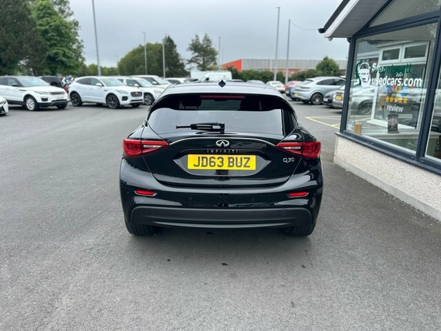 Infiniti Q30 1.5D Business Executive Hatchback Dct E Black #6