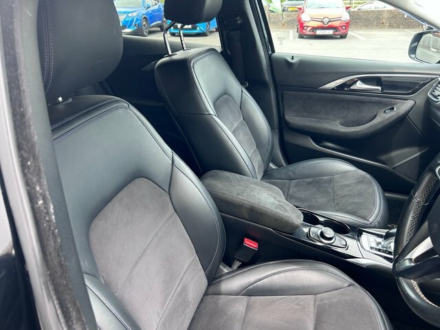 Infiniti Q30 D Se Grey #10