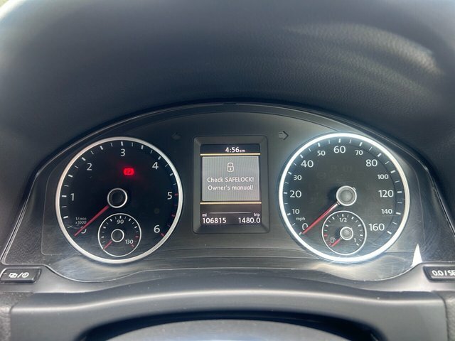 Volkswagen Tiguan Suv White #12