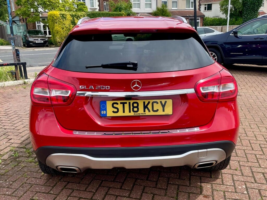 Mercedes-Benz GLA Class 1.6 Gla200 Sport Executive Euro 6 Ss 201 Red #5