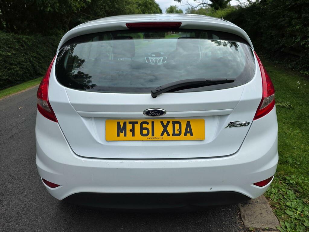 Ford Fiesta Edge White #6