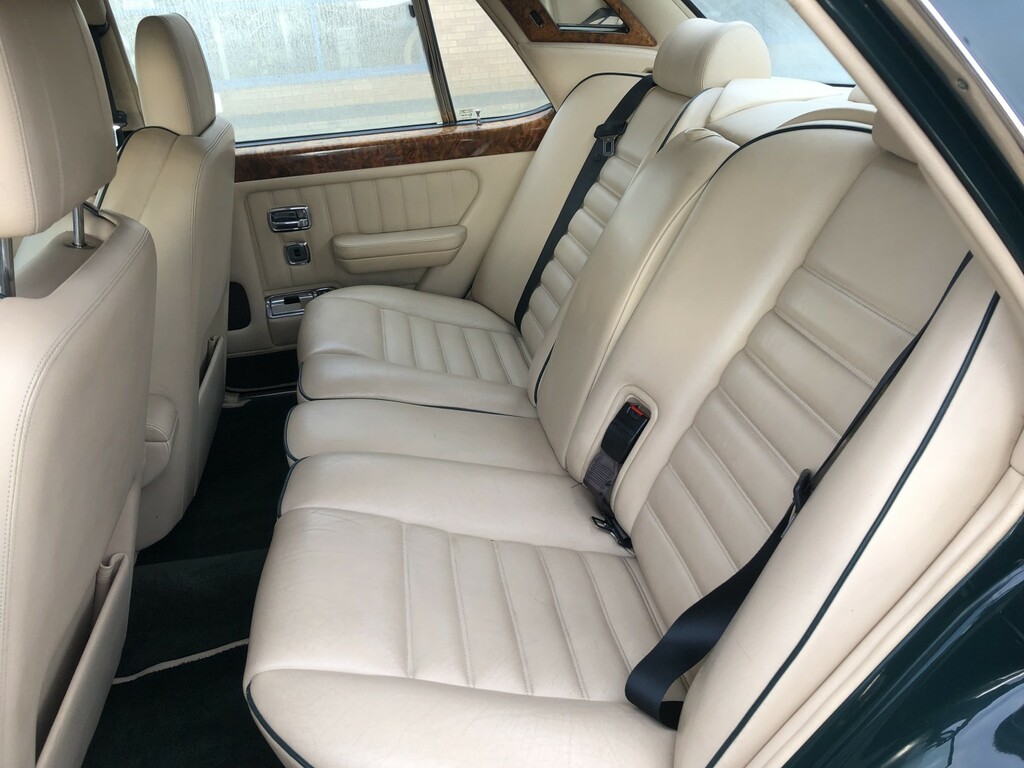 Bentley Turbo R Saloon Silver #18