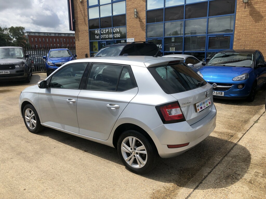 Skoda Fabia Hatchback 1.0 Tsi Se 2019 GF19UFL Silver #5