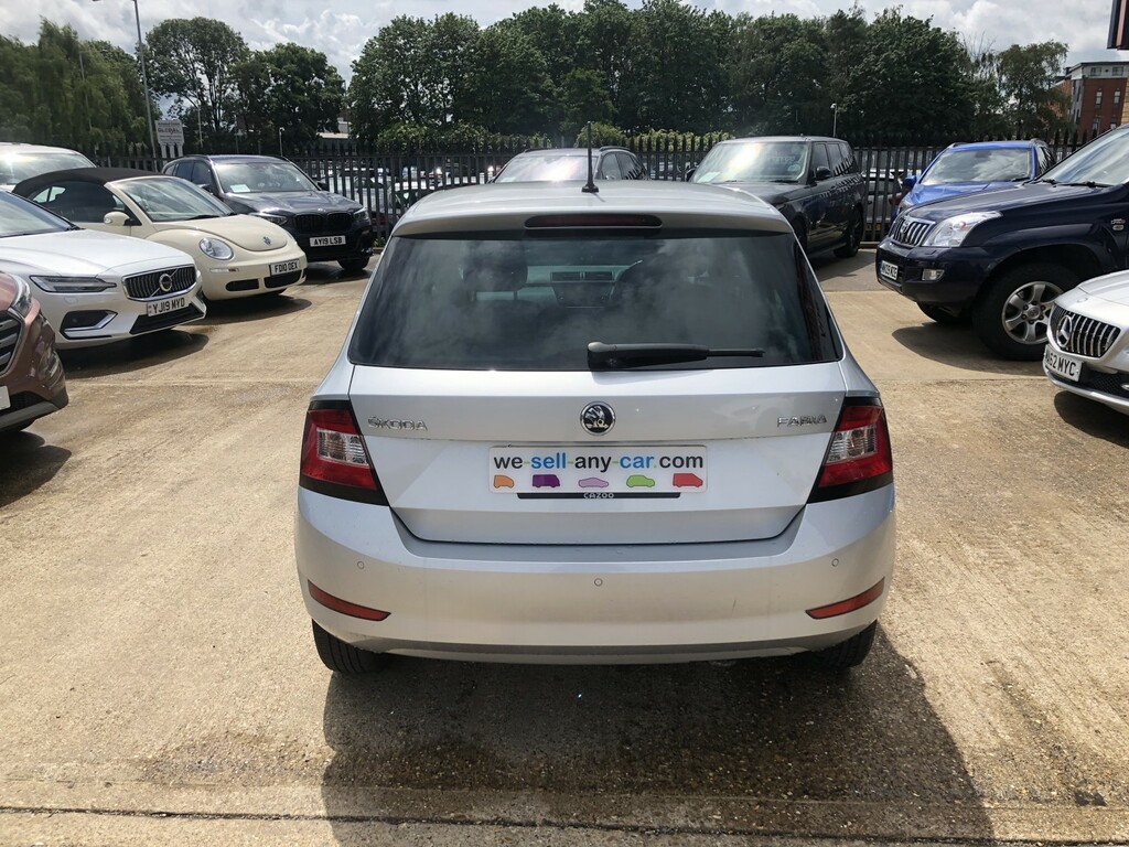 Skoda Fabia Hatchback 1.0 Tsi Se 2019 GF19UFL Silver #6