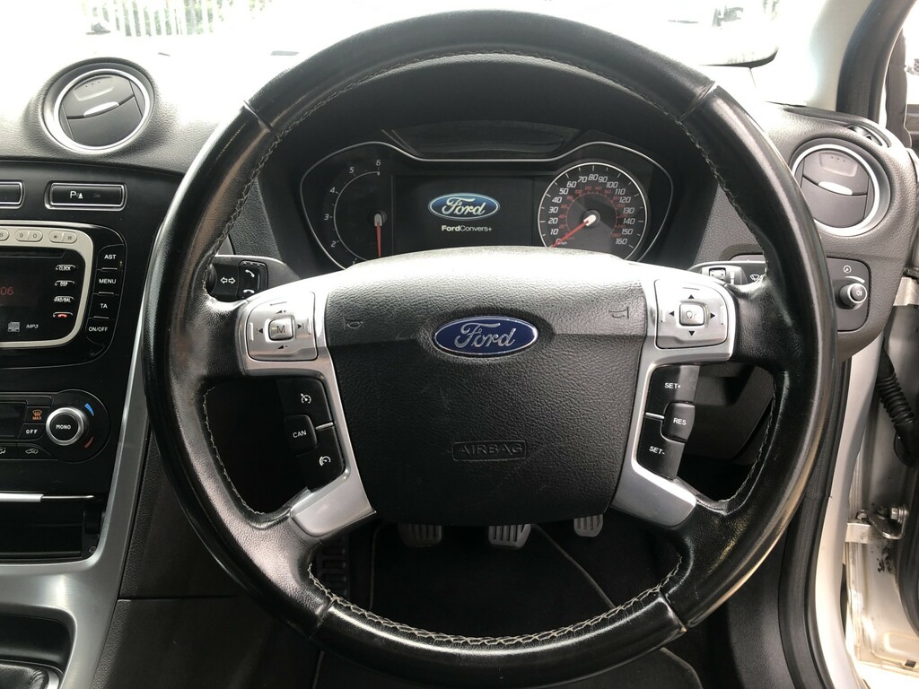 Ford Mondeo Titanium Tdci Full Service Brown #16