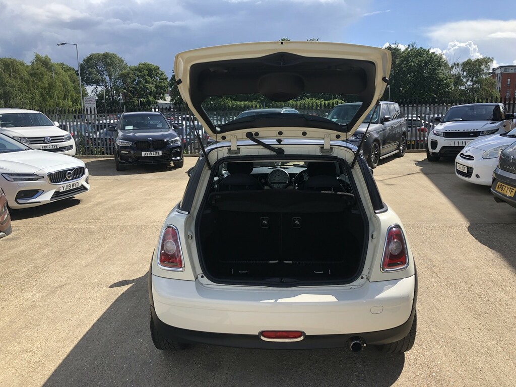Mini Hatch 1.6 Cooper Hatchback Euro 4 120 White #20