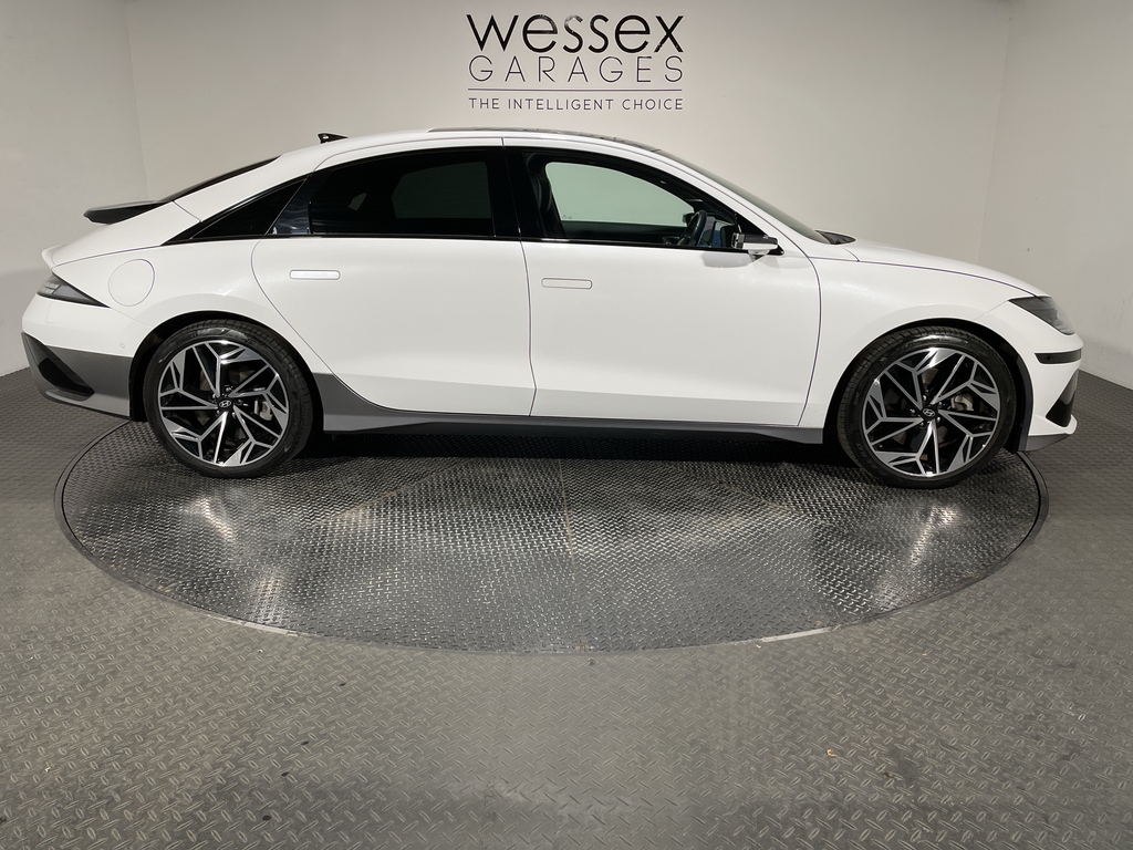 Hyundai Ioniq 6 6 Ultimate Ev CF24FBB White #4