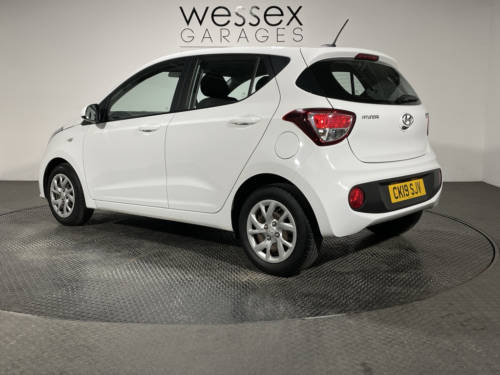 Hyundai I10 1.0 Se CK19SJV White #3