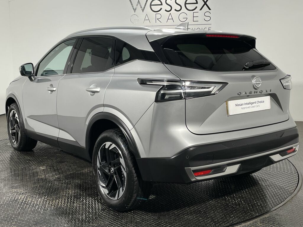 Nissan Qashqai 1.3 Dig-t Mh N-connecta Glass Roof DP74OTB Silver #4