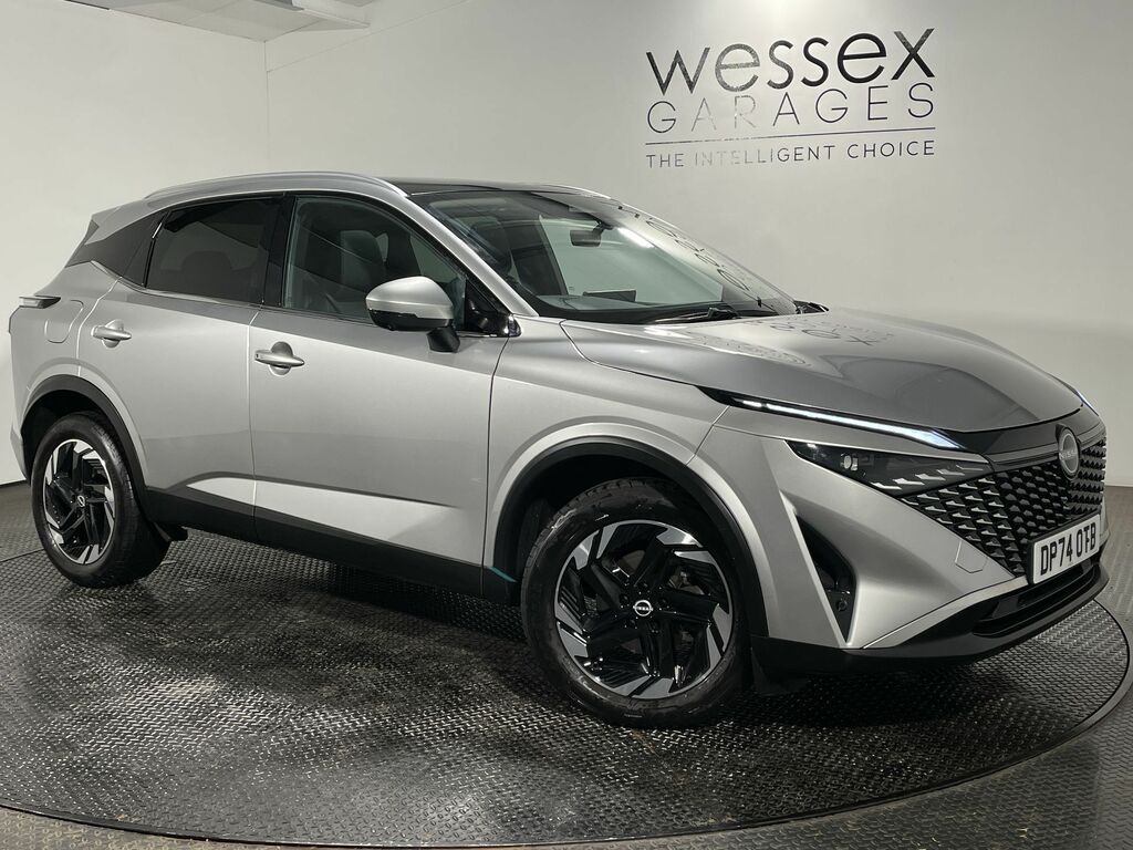 Nissan Qashqai 1.3 Dig-t Mh N-connecta Glass Roof Silver