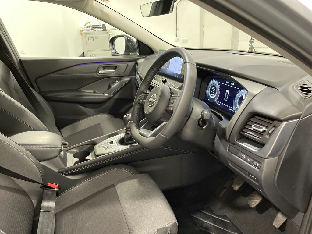 Nissan Qashqai 1.3 Dig-t Mh N-connecta Grey #3