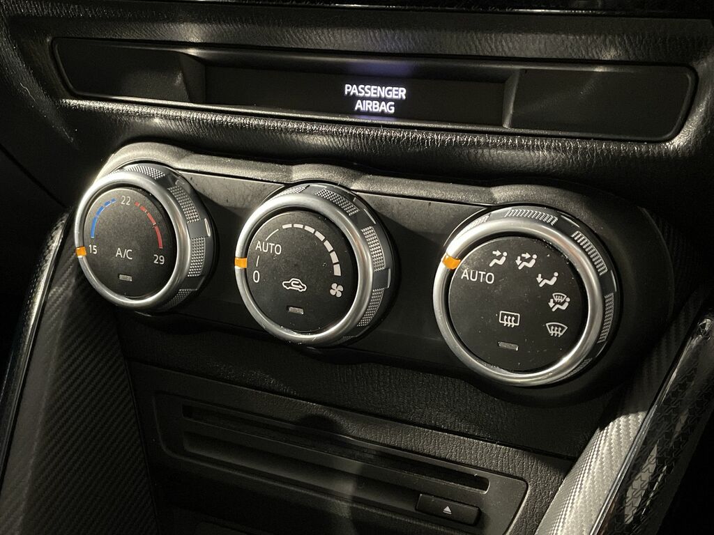 Mazda 2 1.5 Se-l Nav White #33