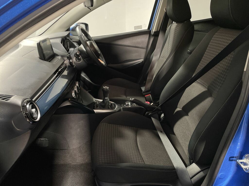 Mazda 2 1.5 Se-l Nav White #24
