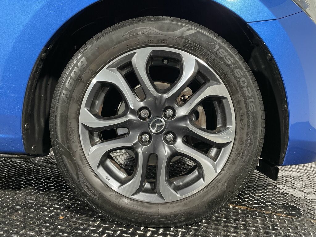 Mazda 2 1.5 Se-l Nav White #11