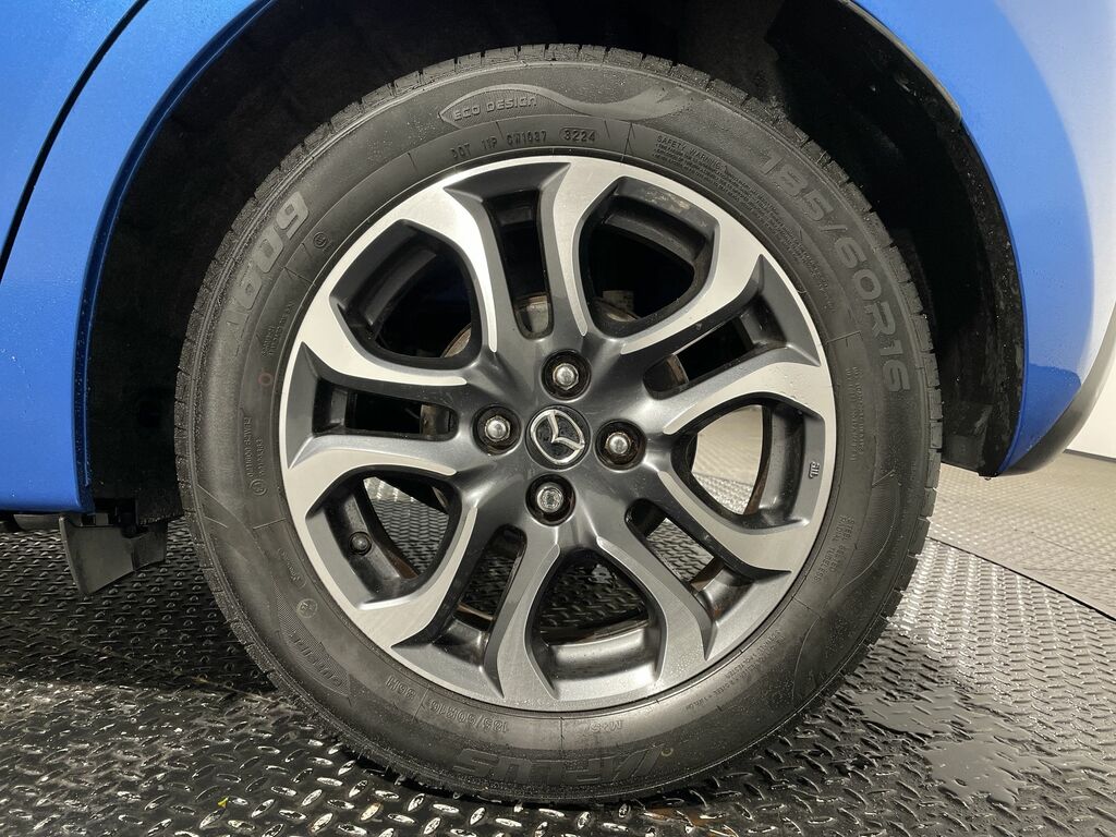 Mazda 2 1.5 Se-l Nav White #9