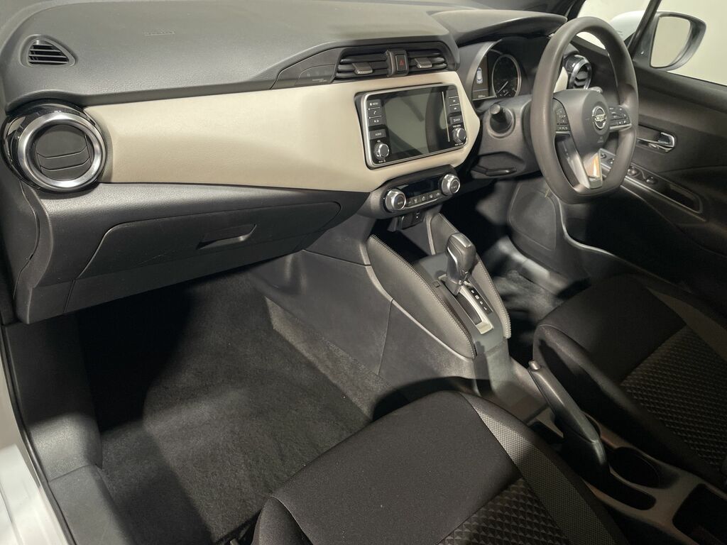 Nissan Micra Micra 1.0 Ig-t Acenta Limited Edition Hatchback White #20