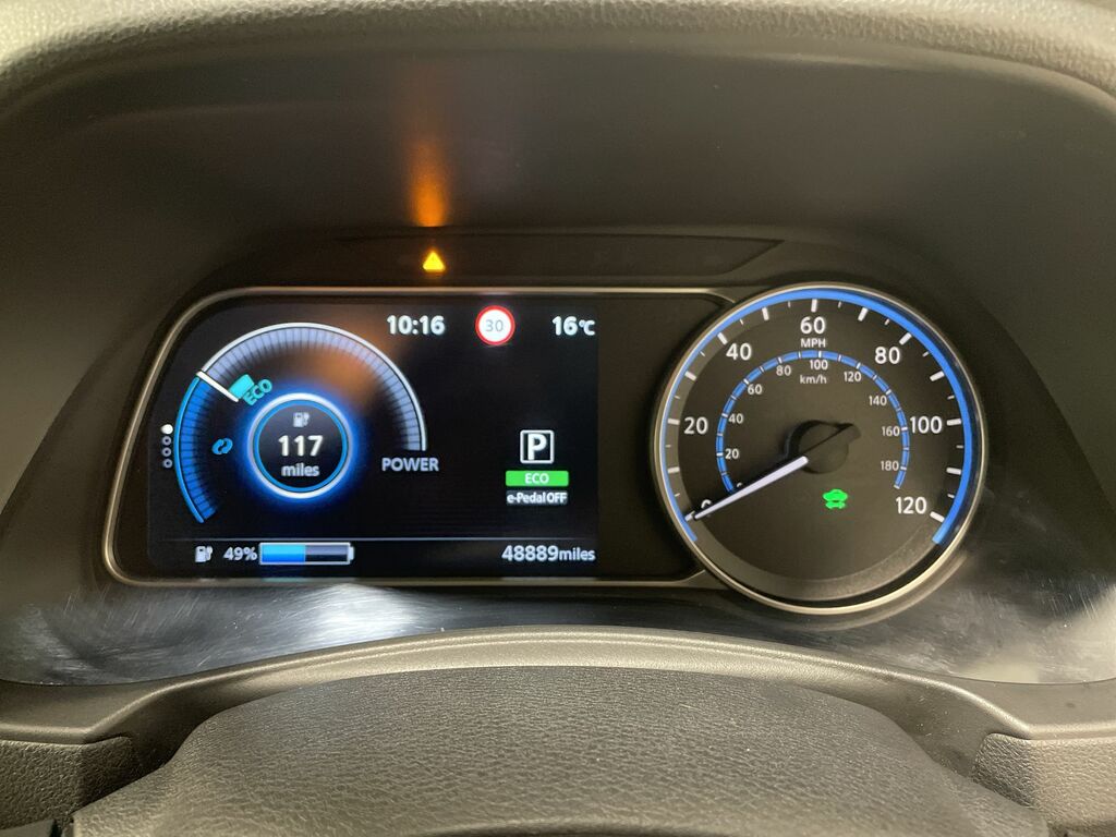 Nissan Leaf Hatchback Grey #43