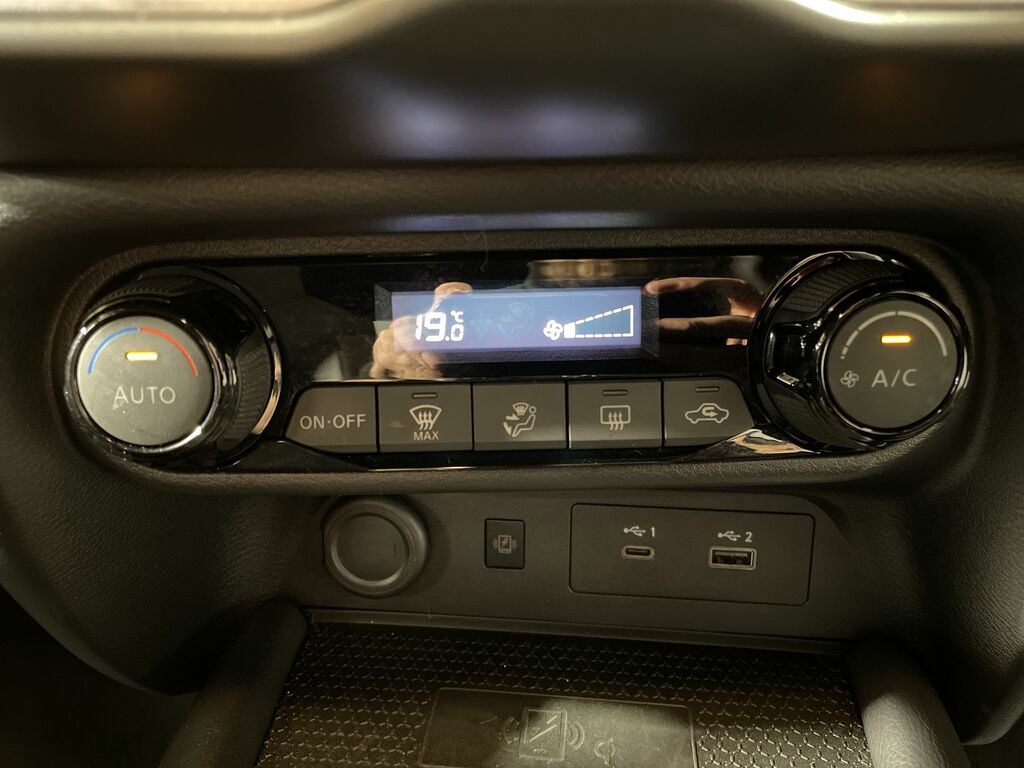 Nissan Juke 1.6 Hybrid N-connecta Grey #32