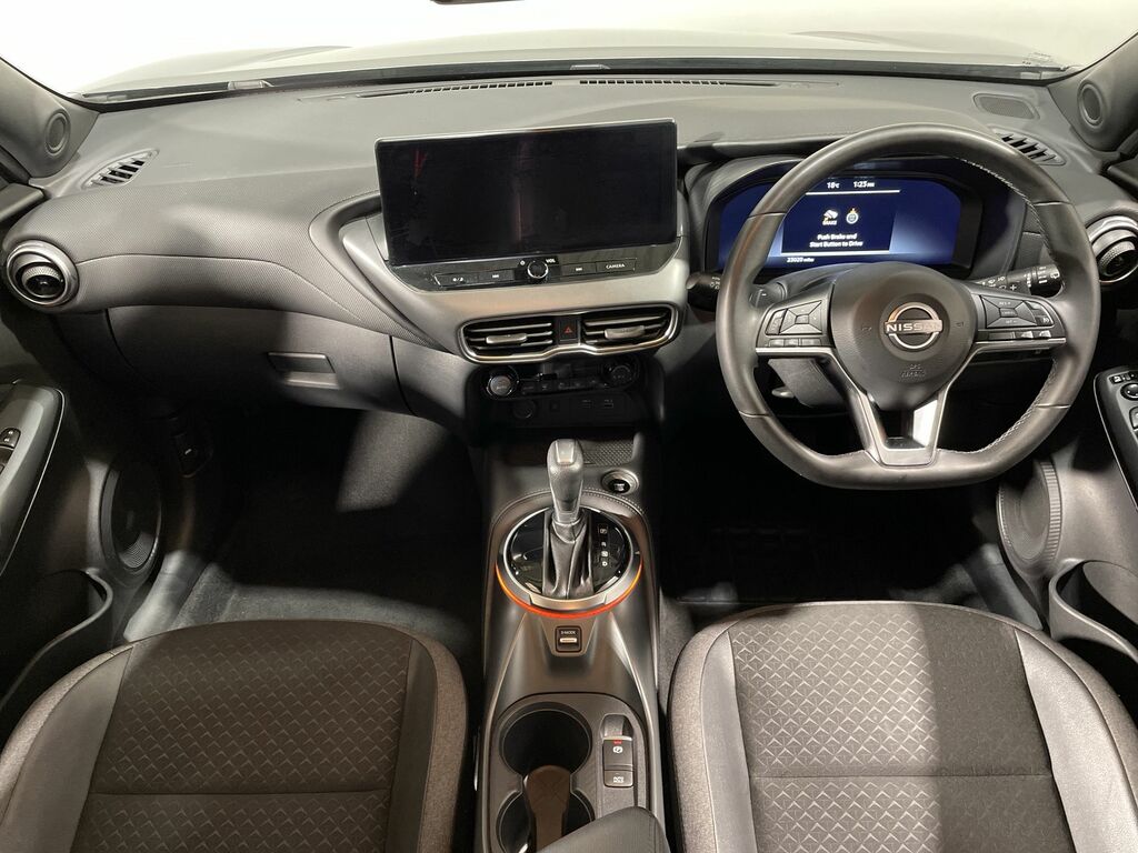 Nissan Juke 1.6 Hybrid N-connecta Grey #2