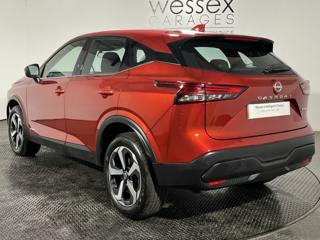 Nissan Qashqai 1.5 E-power Acenta Premium Red #4