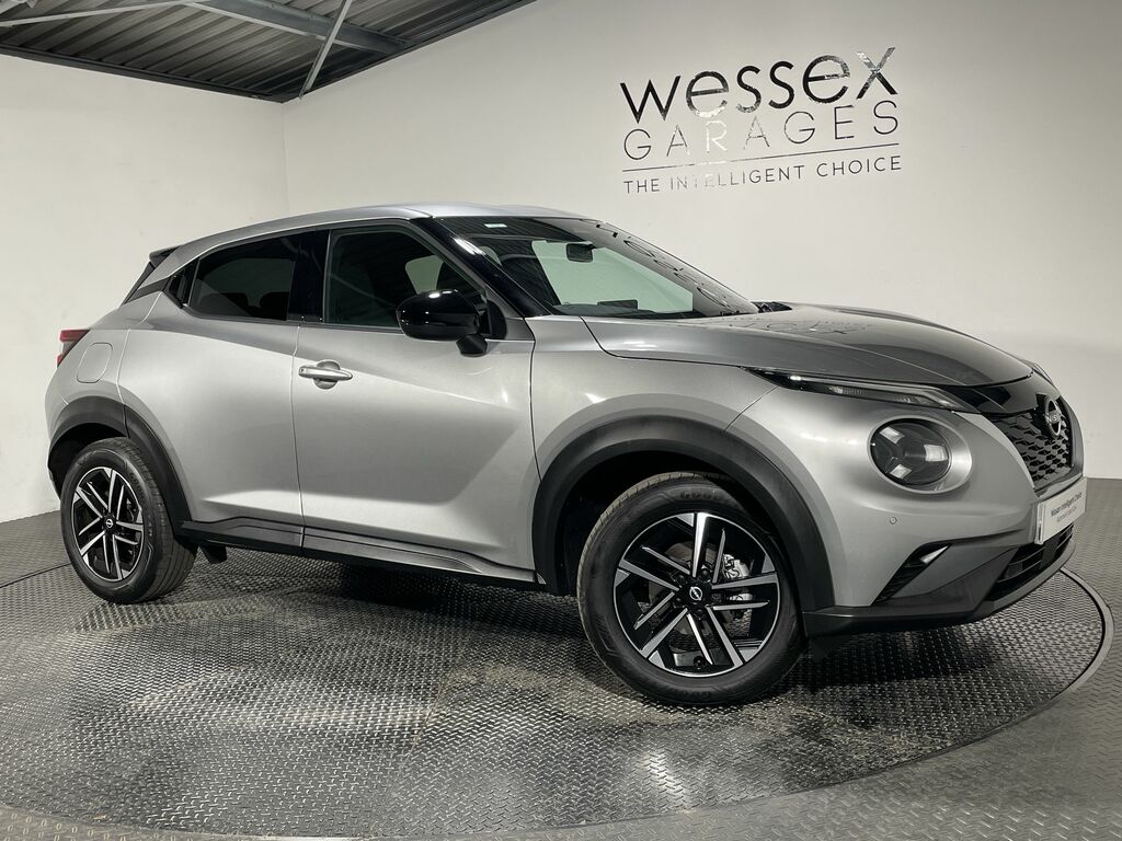 Nissan Juke 1.6 Hybrid N-connecta Silver