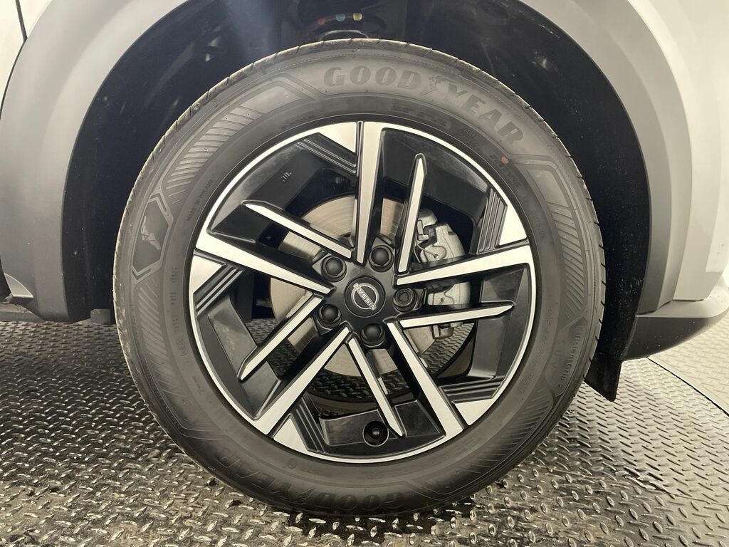 Nissan Juke 1.6 Hybrid N-connecta Silver #6