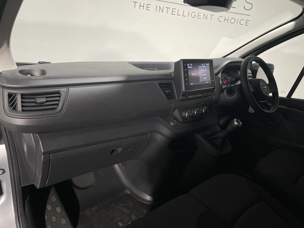 Nissan Primastar Acenta Grey #22