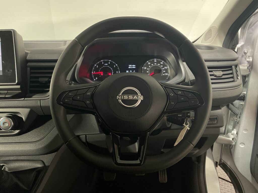 Nissan Primastar Acenta Grey #32