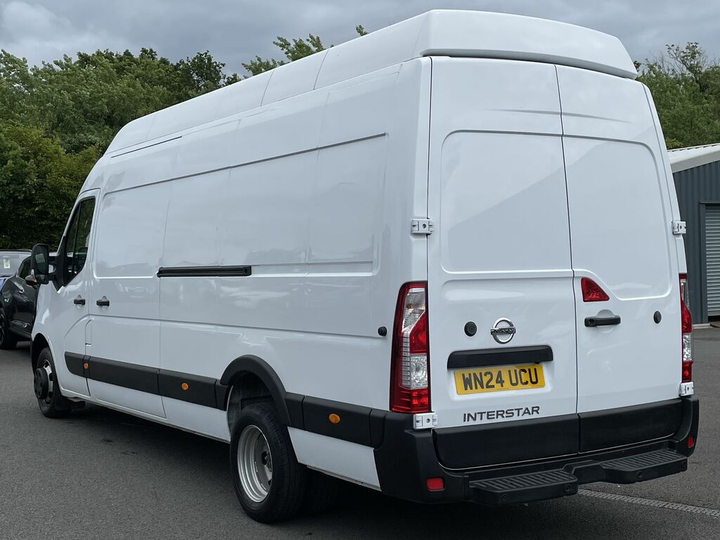 Nissan InterStar Tekna Dci White #4