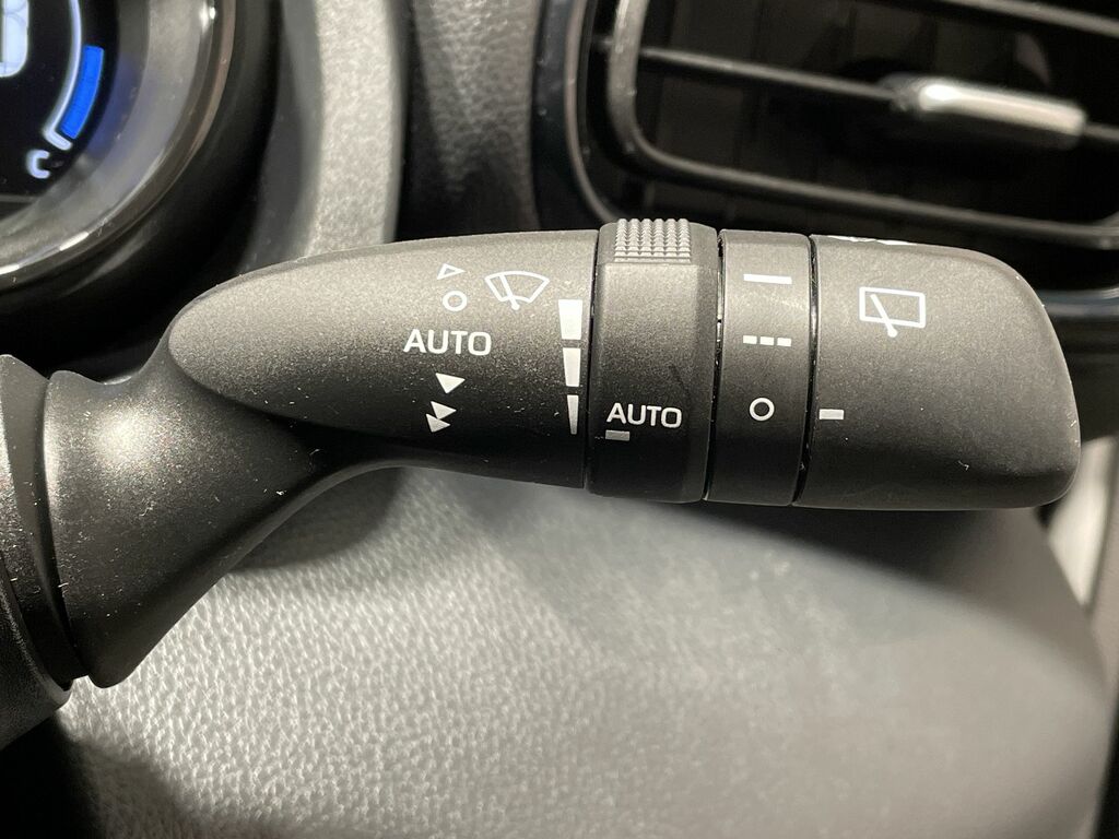 Mazda 2 1.5I Hybrid Select Cvt Red #45