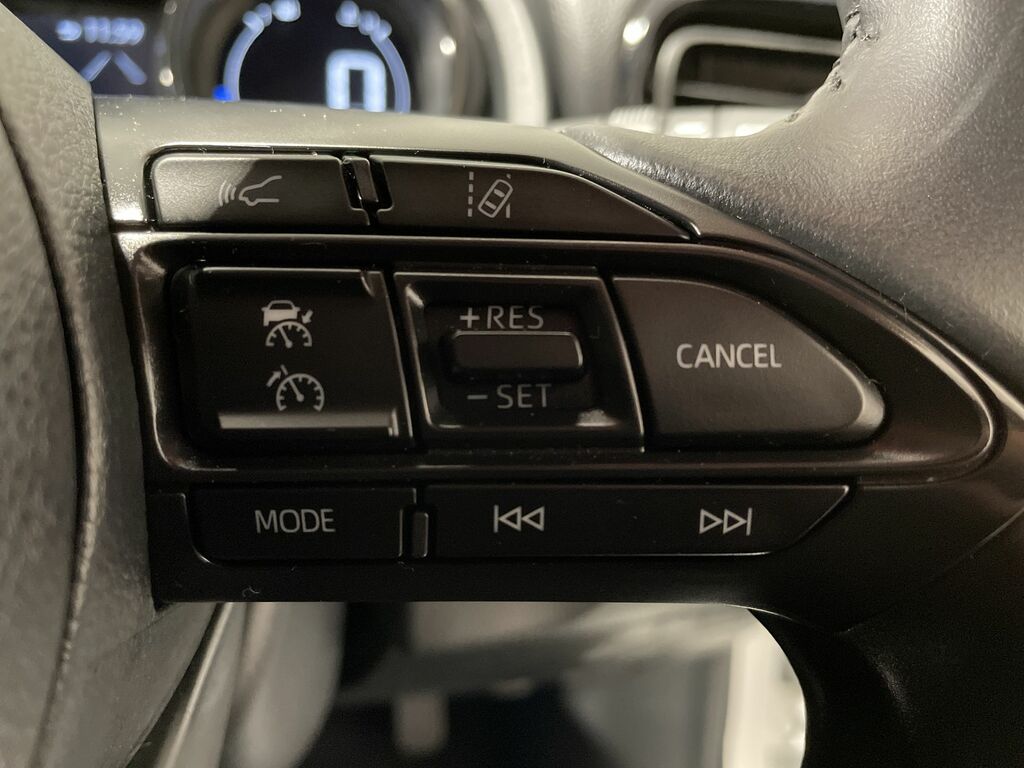 Mazda 2 1.5I Hybrid Select Cvt Red #48