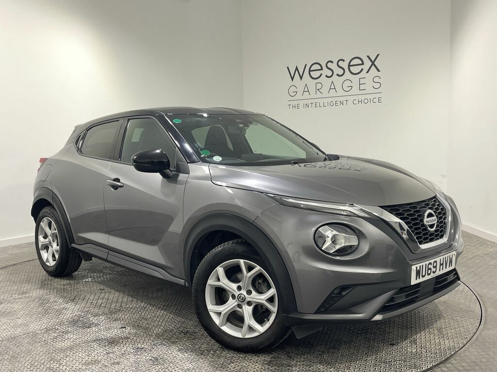 Nissan Juke Dig-t Tekna Red #2