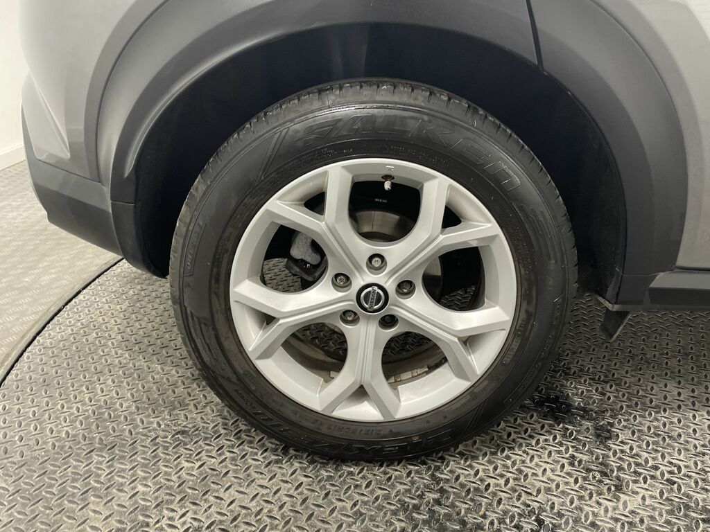 Nissan Juke Dig-t Tekna Red #9