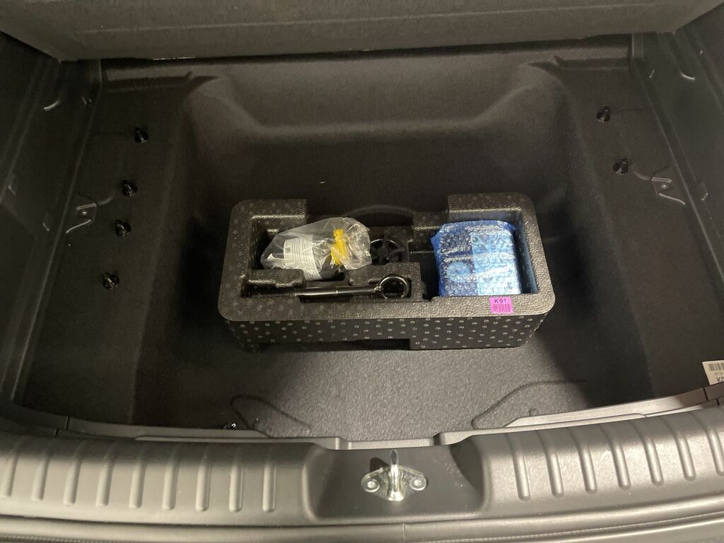 Kia Niro 4 Grey #23