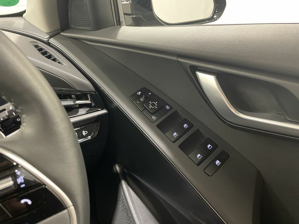 Kia Niro 4 Grey #38
