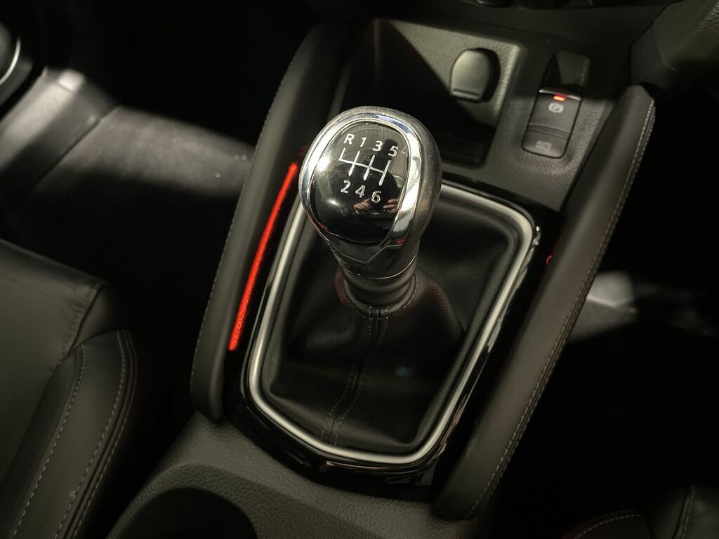Nissan Qashqai N-connecta Dci Red #34
